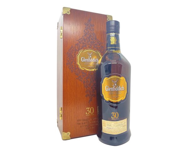 Glenfiddich 30 Years Old, wooden box, 0.7 L